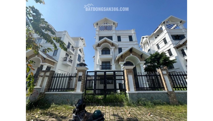 Bán Đất Biệt Thự Vạn Phát Hưng Quận 7 - 340m² (17x20m) - Vị Trí Đẳng Cấp Ngay Sát Phú Mỹ Hưng